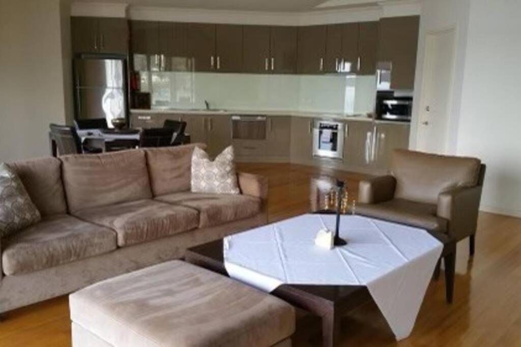 Apartment The Jetty Penthouse, Unit 9 *