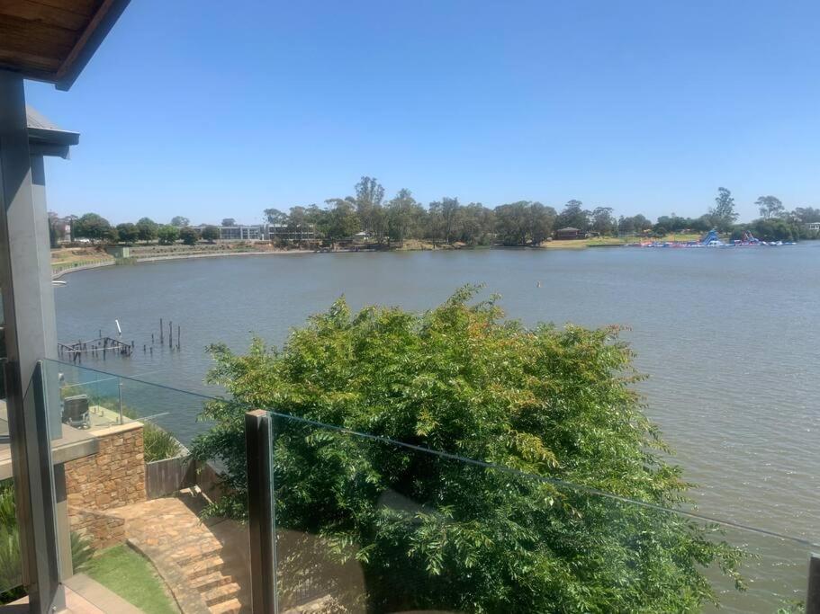 The Jetty Penthouse, Unit 9 *